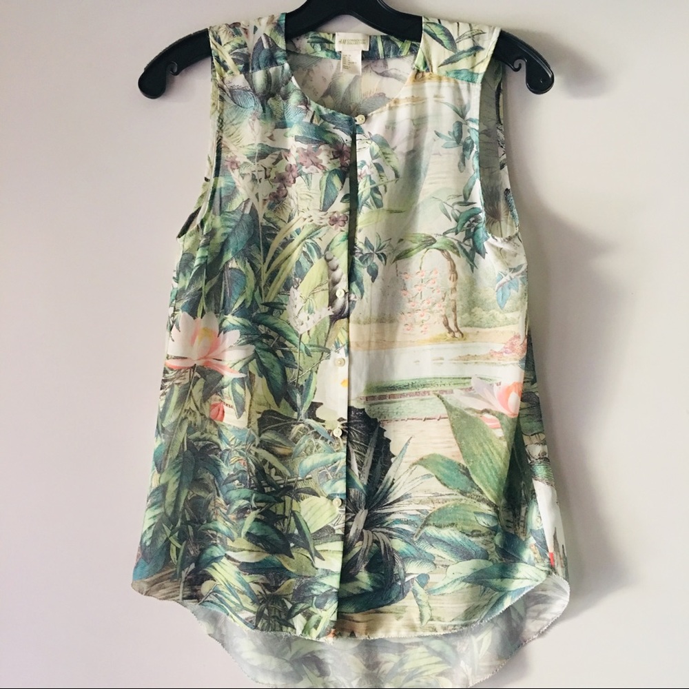 Cute tropical print top